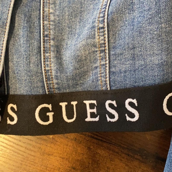 COPY - Guess cropped denim jacket - Picture 4 of 6